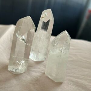 Clear Quartz crystal (lot of 3 points)